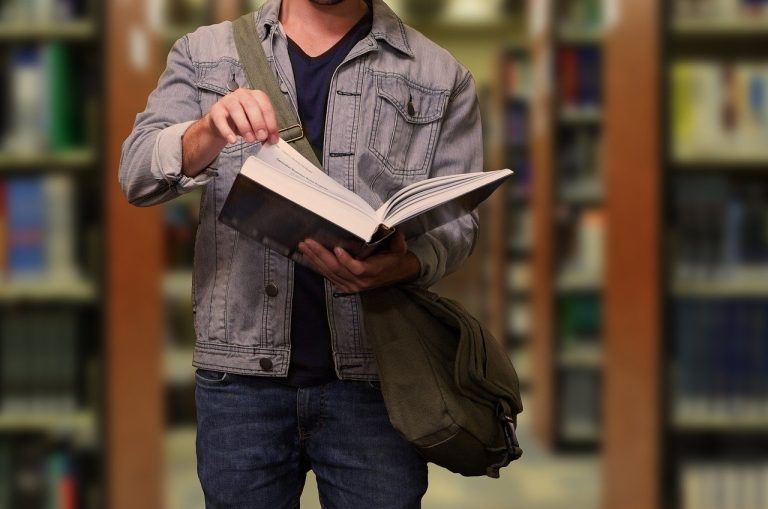 Trending Accessories for British Students in 2025